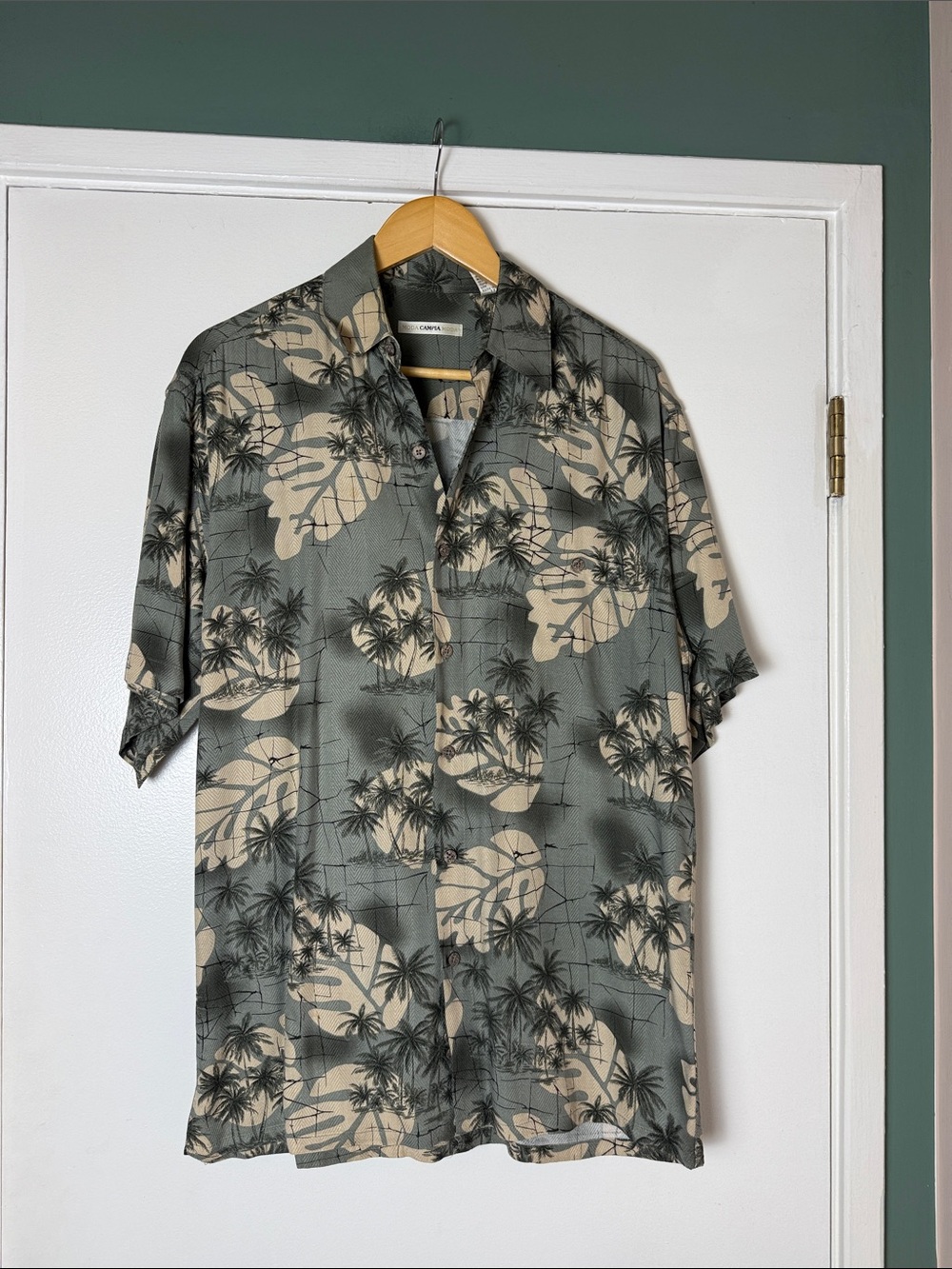 Moda Campia Moda Men's Green Tropical Print Short-Sleeve Shirt - Small